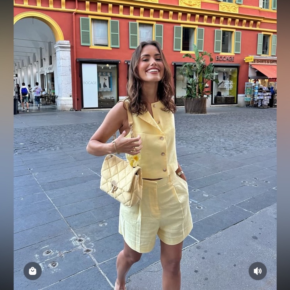 ZARA LINEN VEST AND HIGH-WAISTED SHORTS - Picture 7 of 16